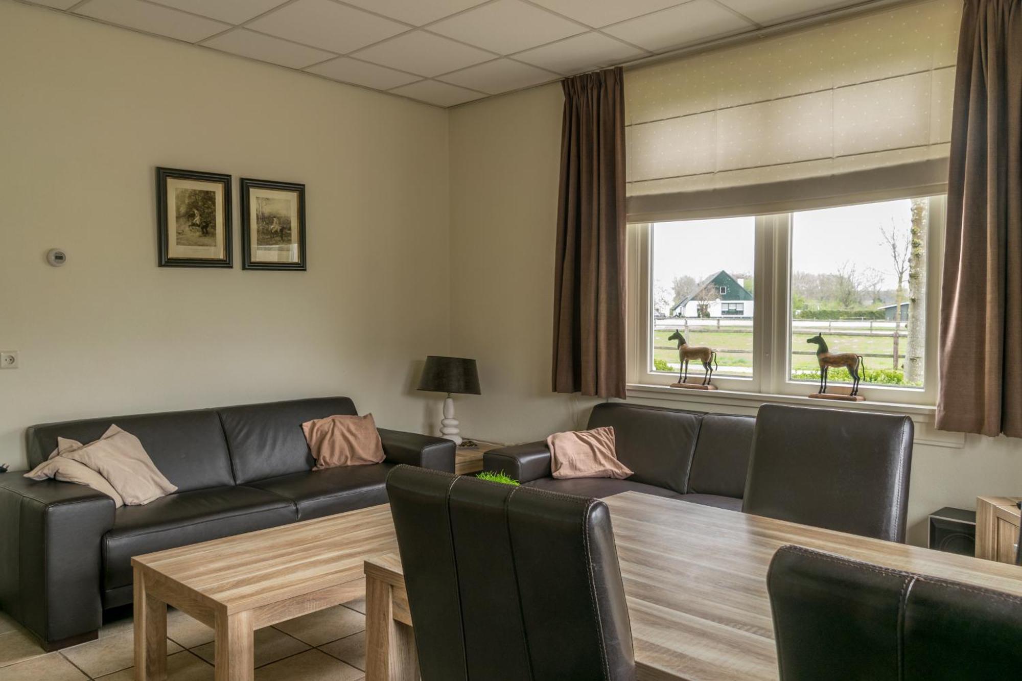 Recreatieoord Hippique Villa Westendorp Rum bild